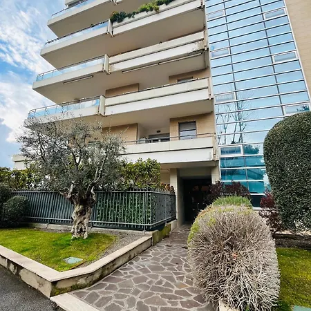 Sky Penthouse At Rome Airport Fiumicino